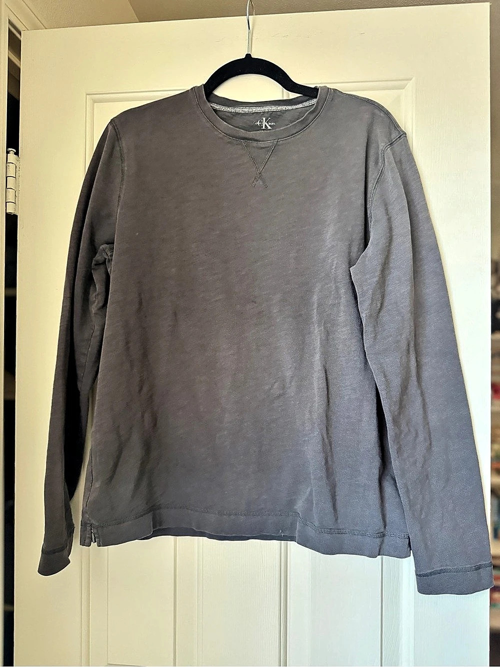 Calvin Klein Jeans Long Sleeve Crewneck Tee with V-Insert Gray Medium